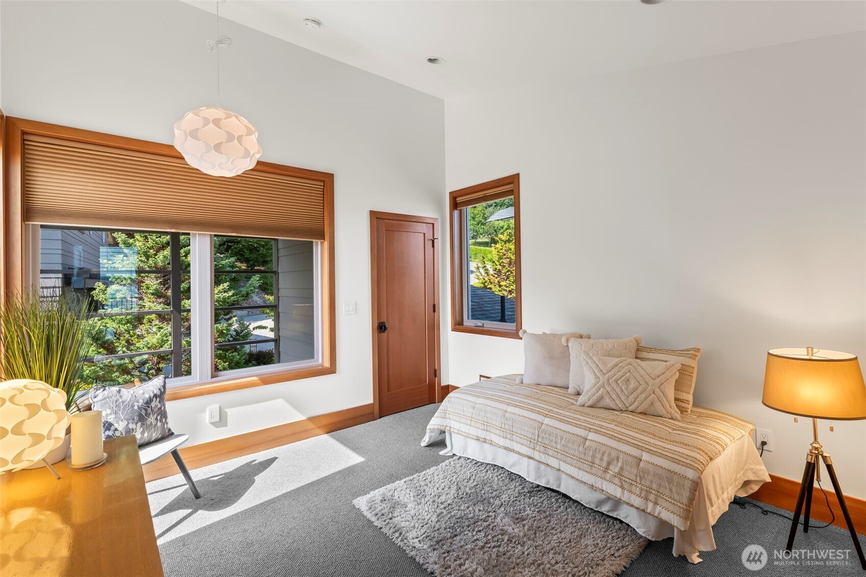 5152 Cromwell Drive NW