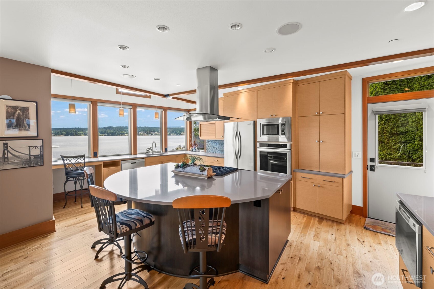 5152 Cromwell Drive NW