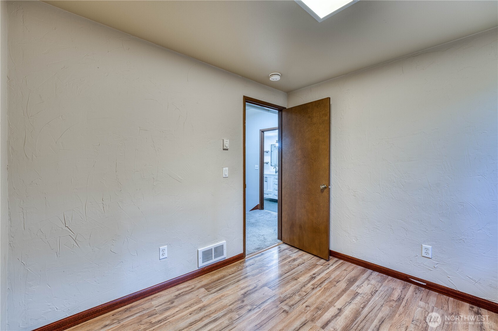 8788 Deeridge Place SE