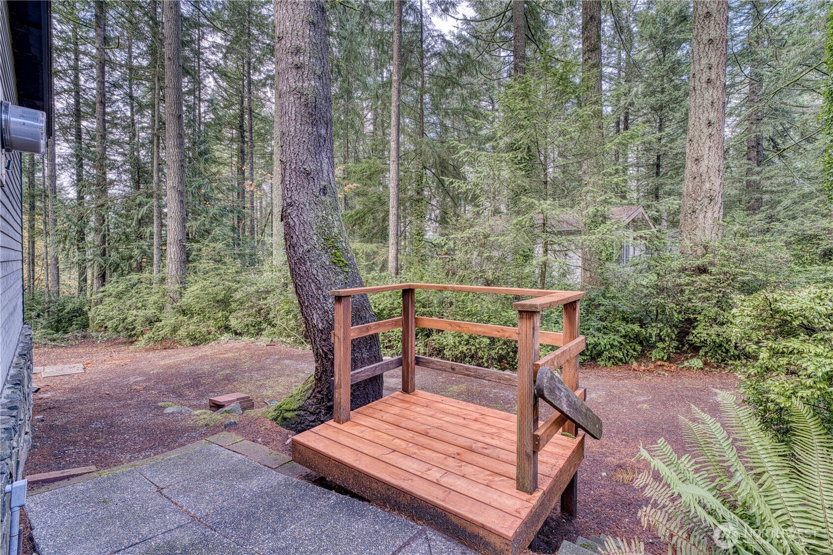 8788 Deeridge Place SE