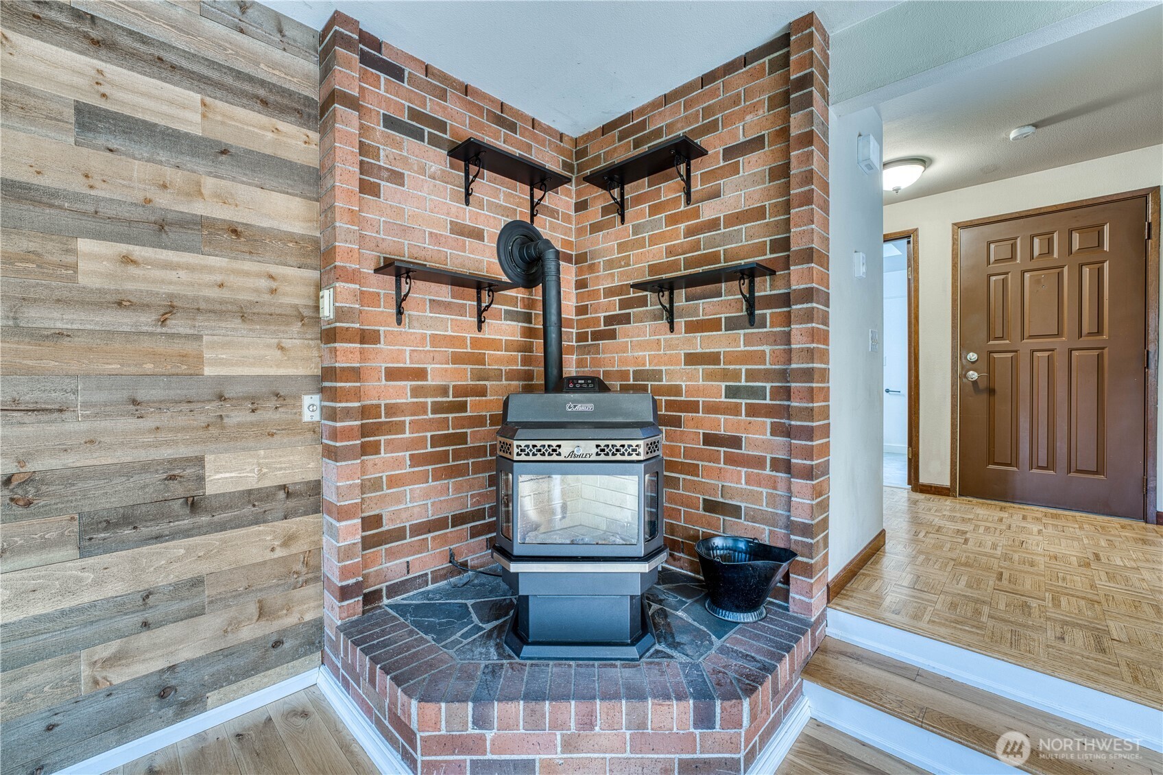 8788 Deeridge Place SE