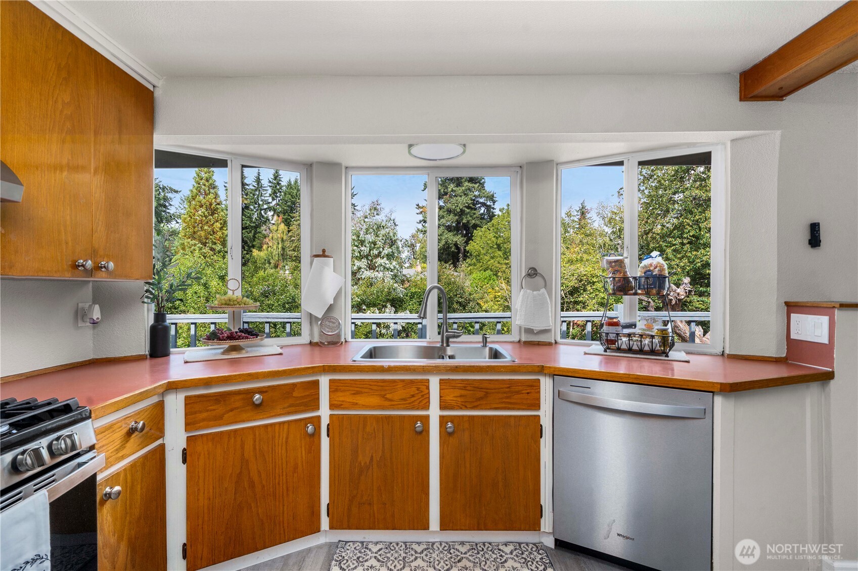 409 Isaac Pincus Street