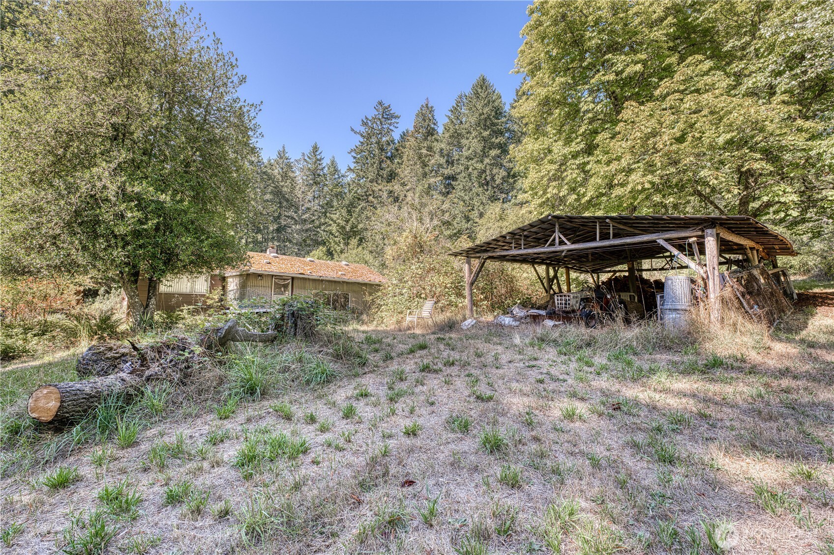 6015 Whitmore Drive NW