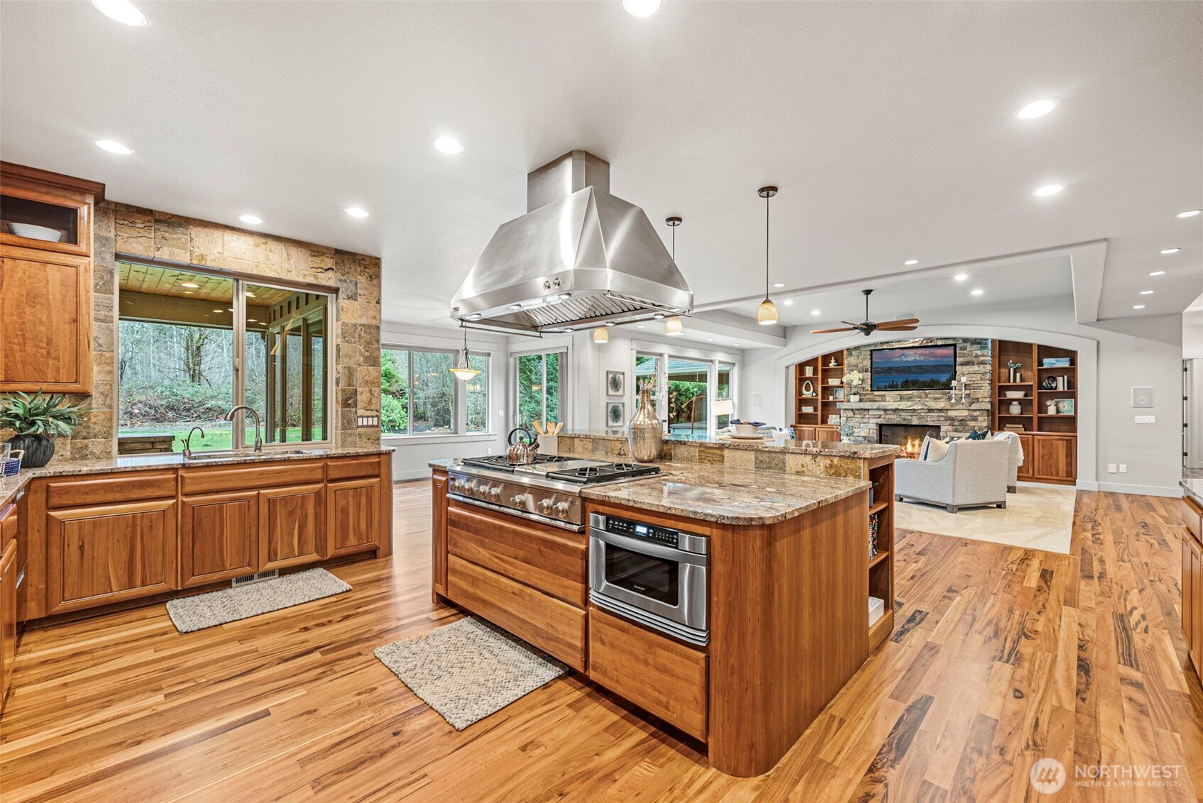 23811 128th Avenue E