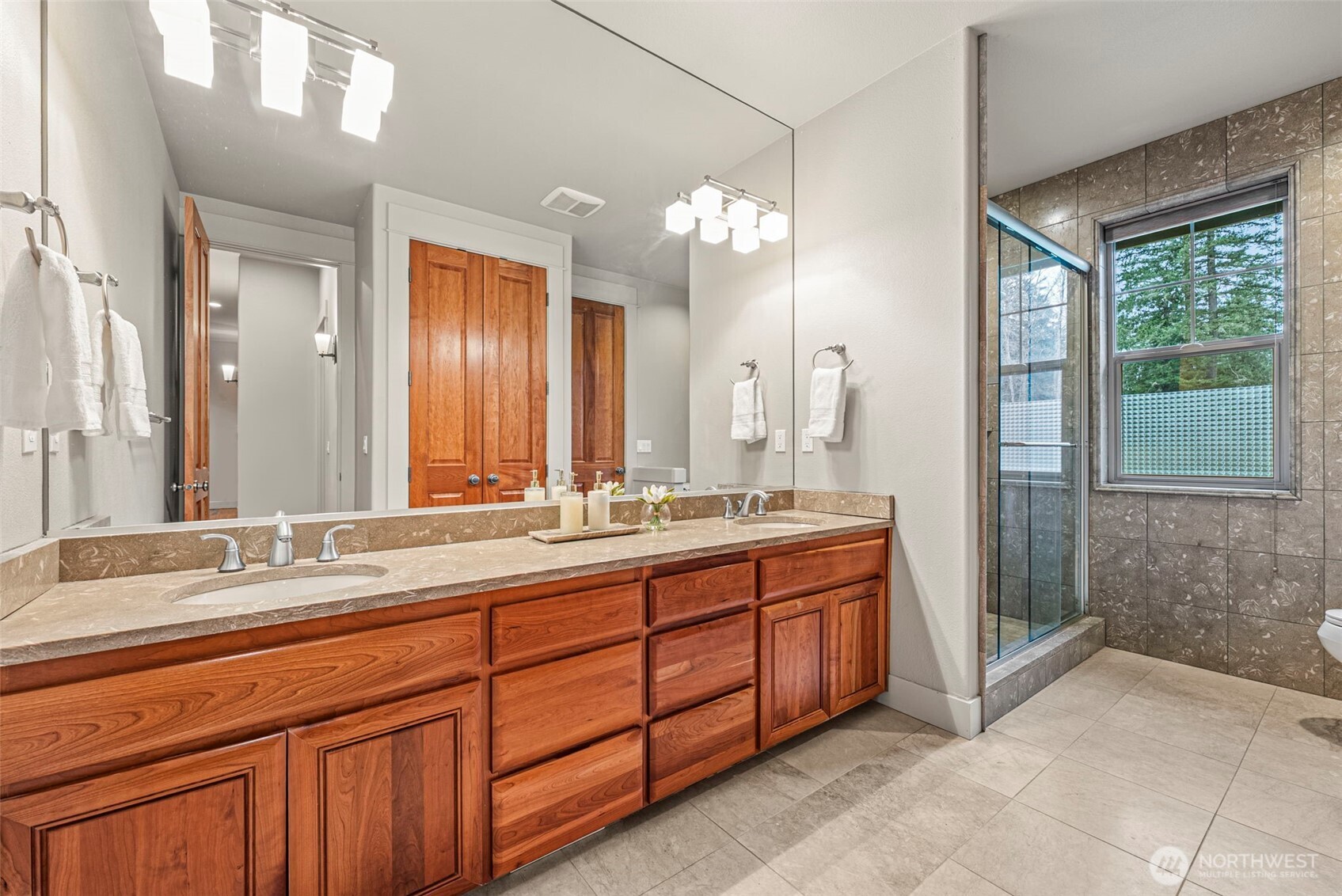 23811 128th Avenue E