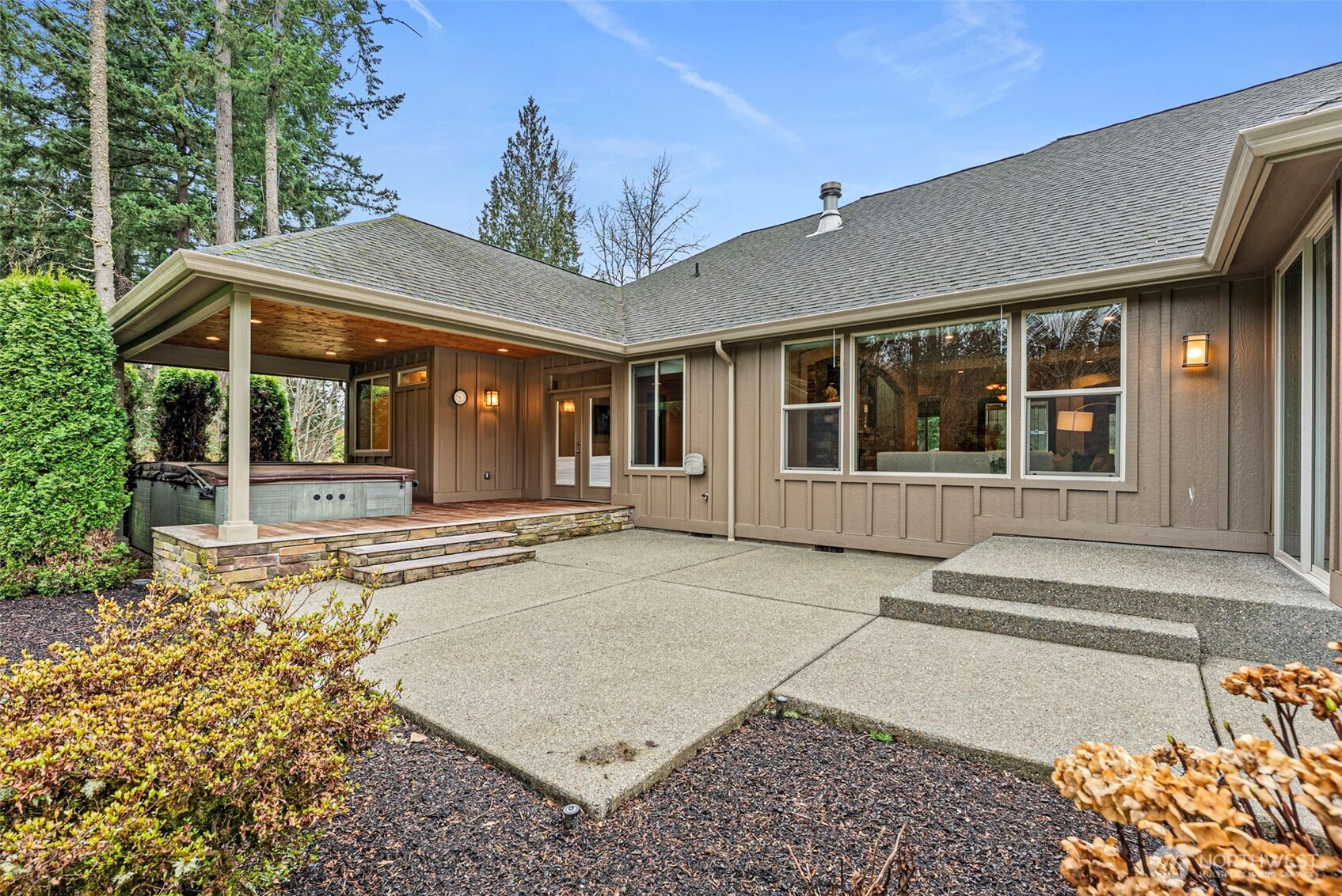 23811 128th Avenue E