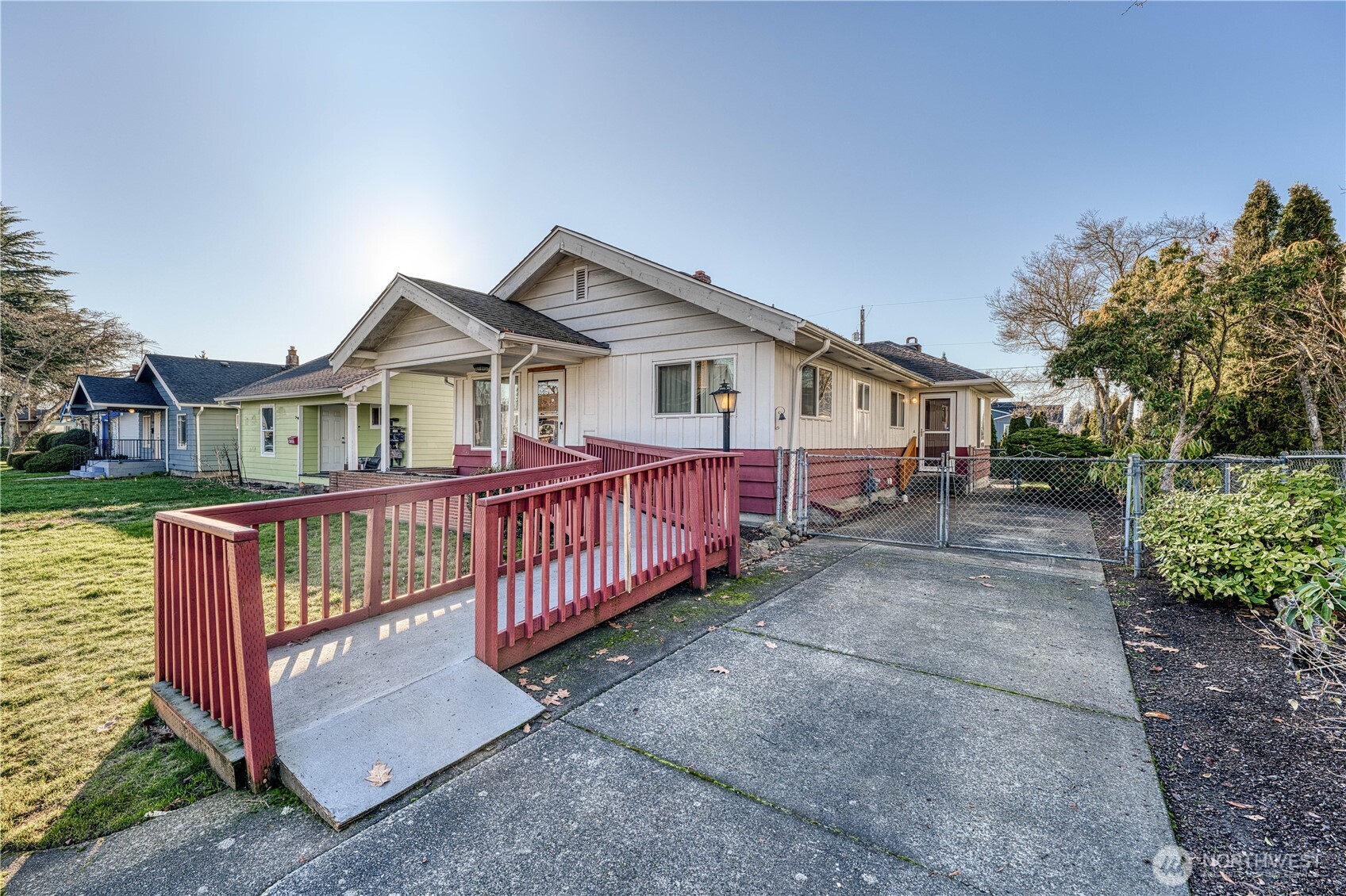 6126 S Thompson Avenue