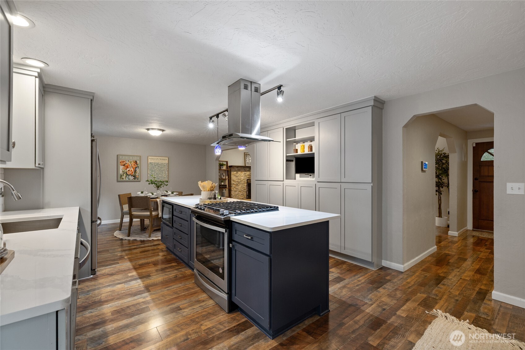 4705 Yorkshire Drive SE