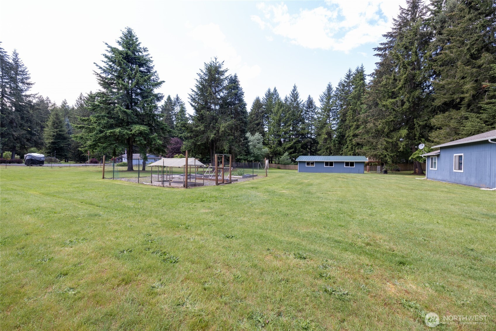 4705 Yorkshire Drive SE