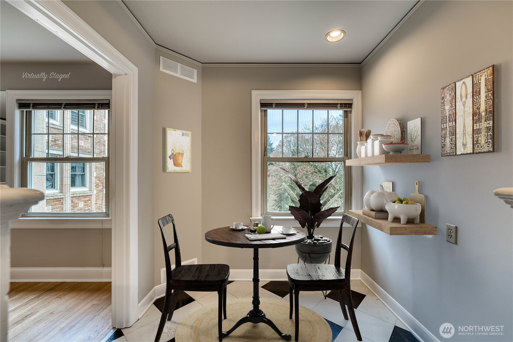 5810 Cowen Place NE Unit: 301