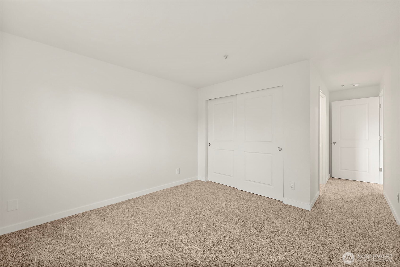 3939 10th SE Unit: H5