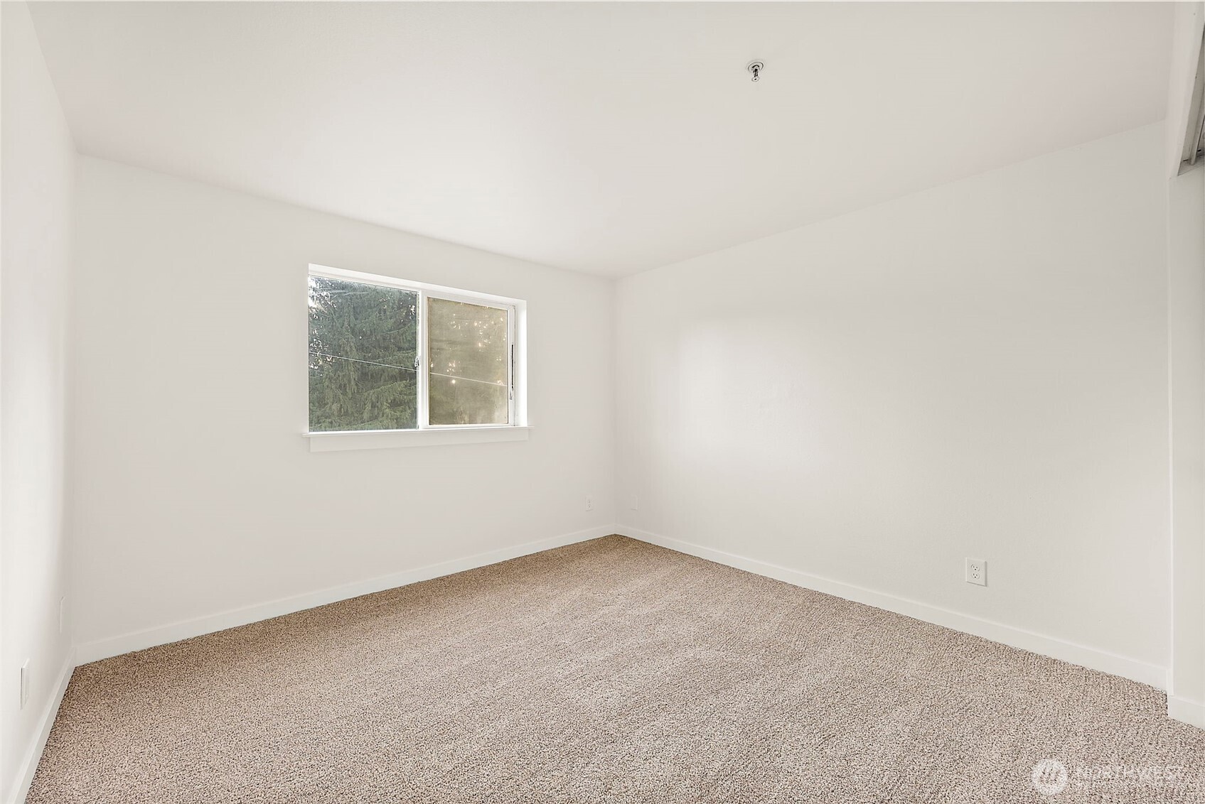 3939 10th SE Unit: H5