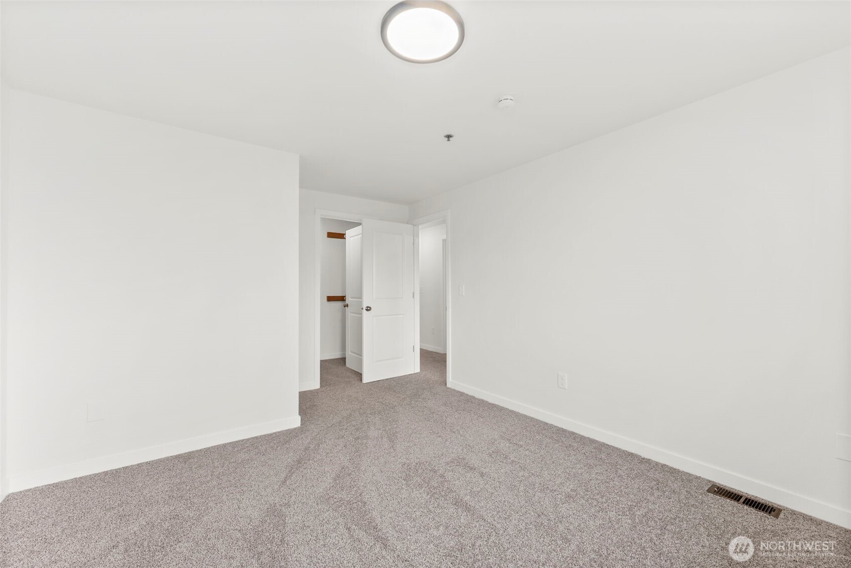 3939 10th Street SE Unit: B3