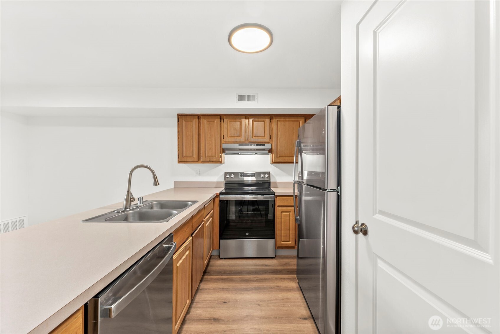 3939 10th Street SE Unit: B3