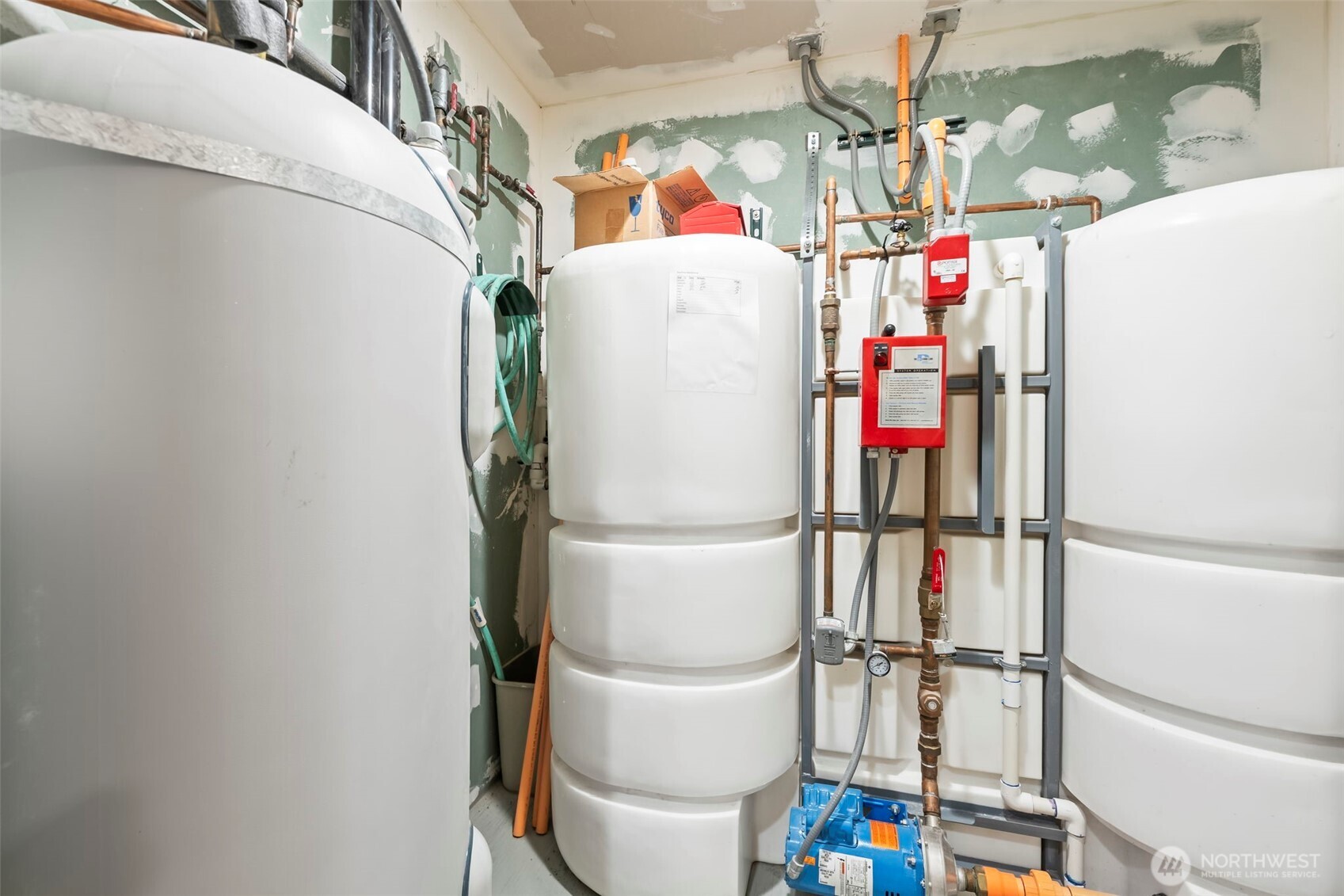 9715 Crescent Valley Drive NW