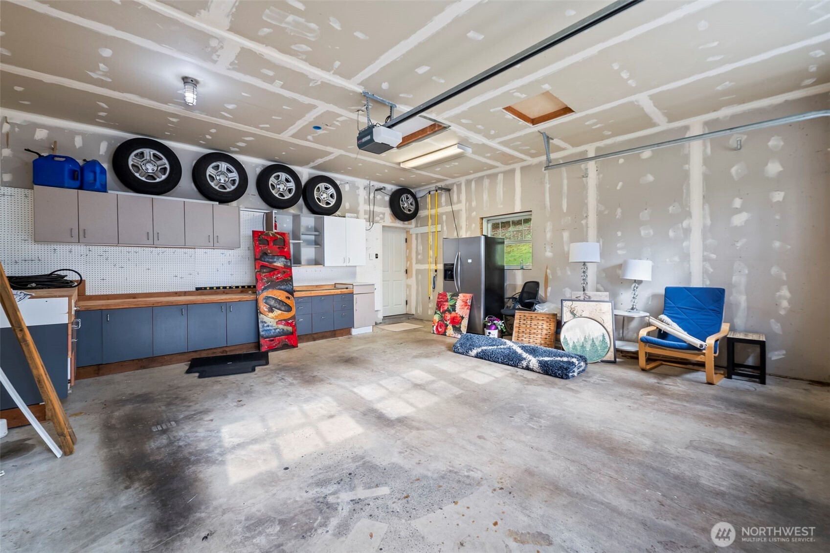 9715 Crescent Valley Drive NW