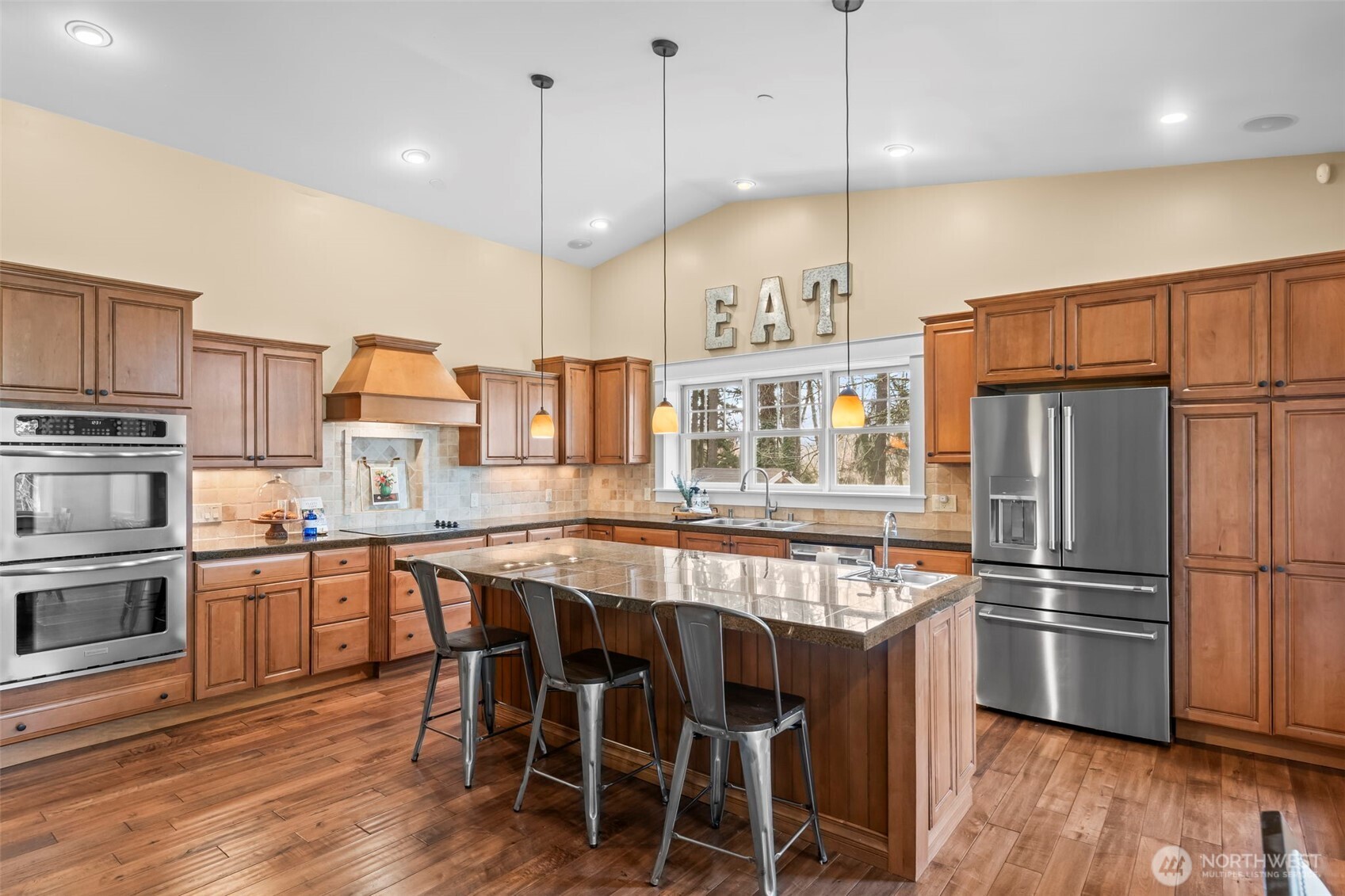 9715 Crescent Valley Drive NW