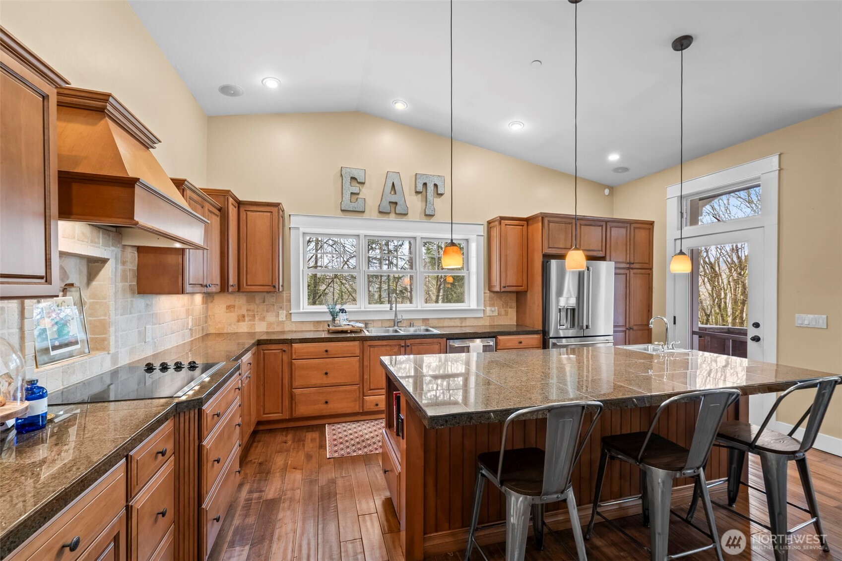 9715 Crescent Valley Drive NW