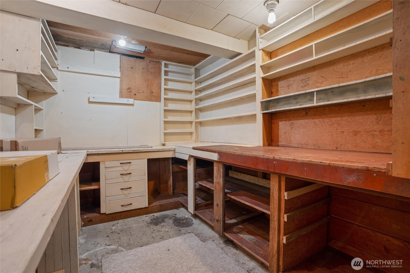 3649 Long Lake Road SE