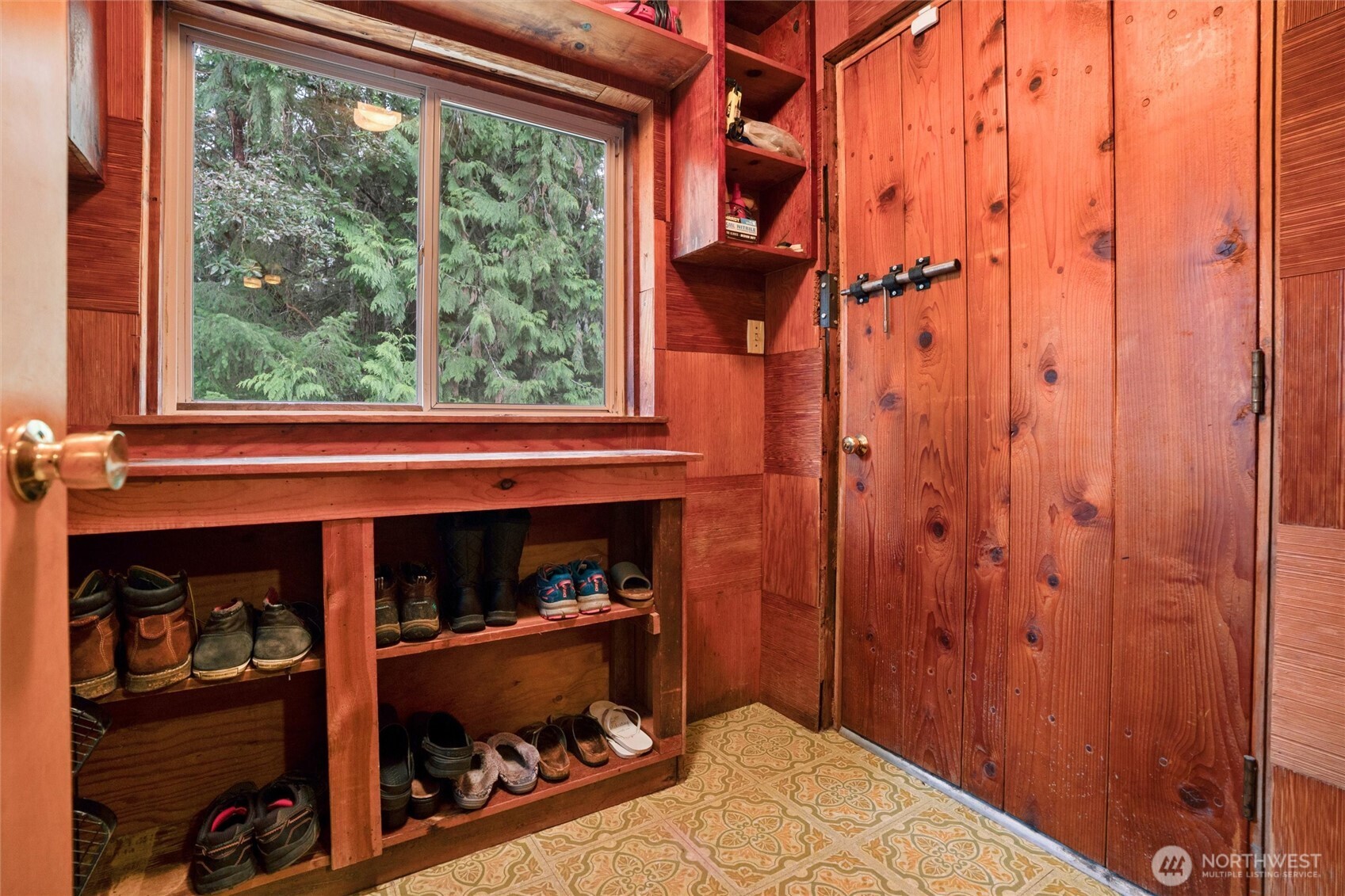 3649 Long Lake Road SE