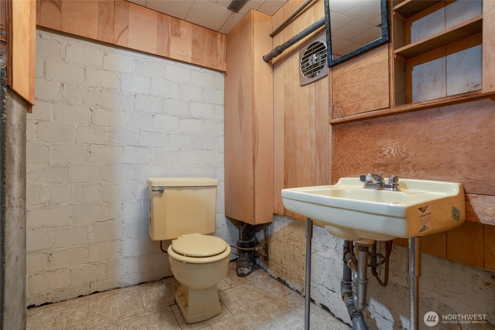 3649 Long Lake Road SE