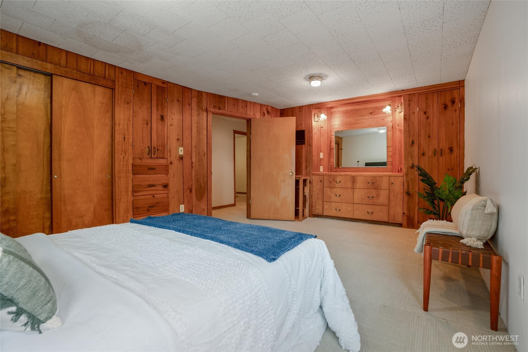 3649 Long Lake Road SE