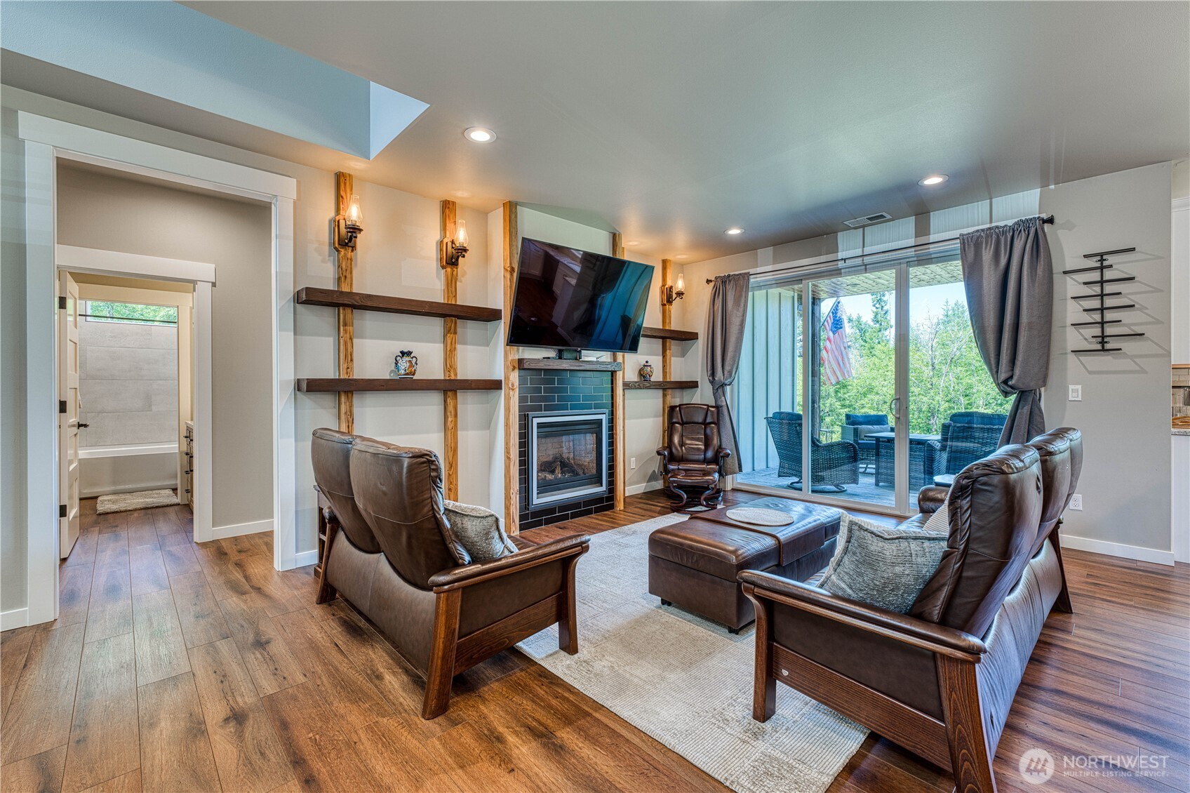 4402 Lone Bear Lane SW