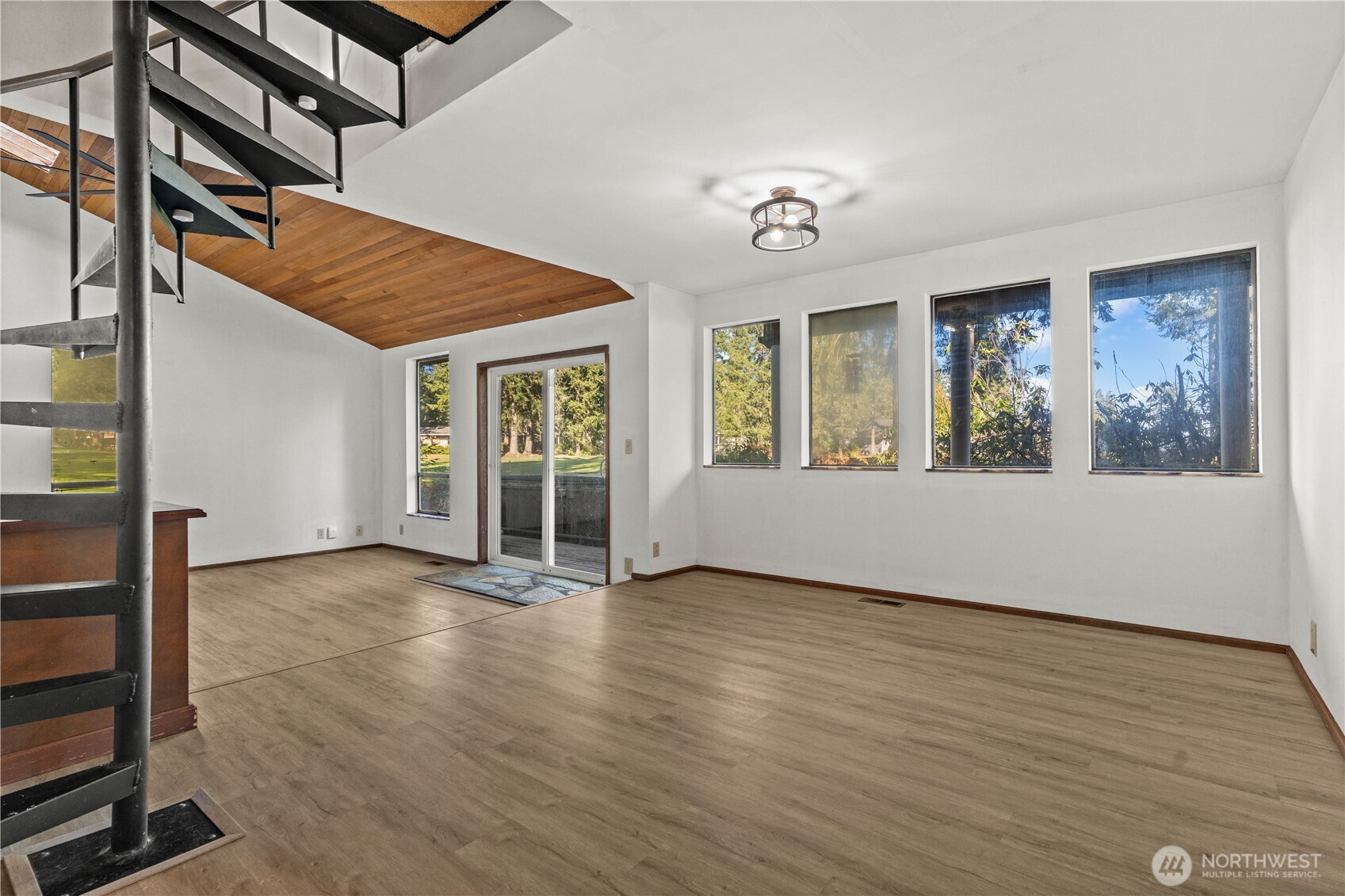 1031 E Manzanita Drive