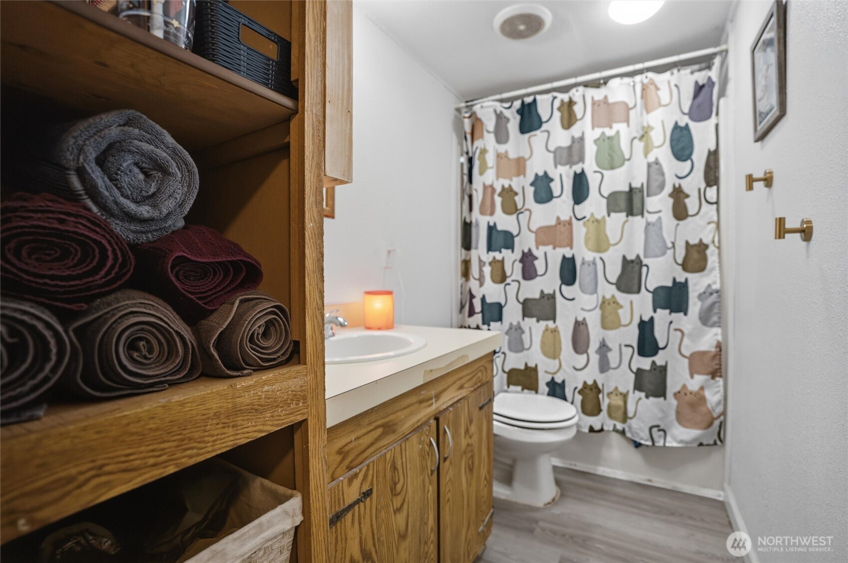 441 NE Schooner Loop