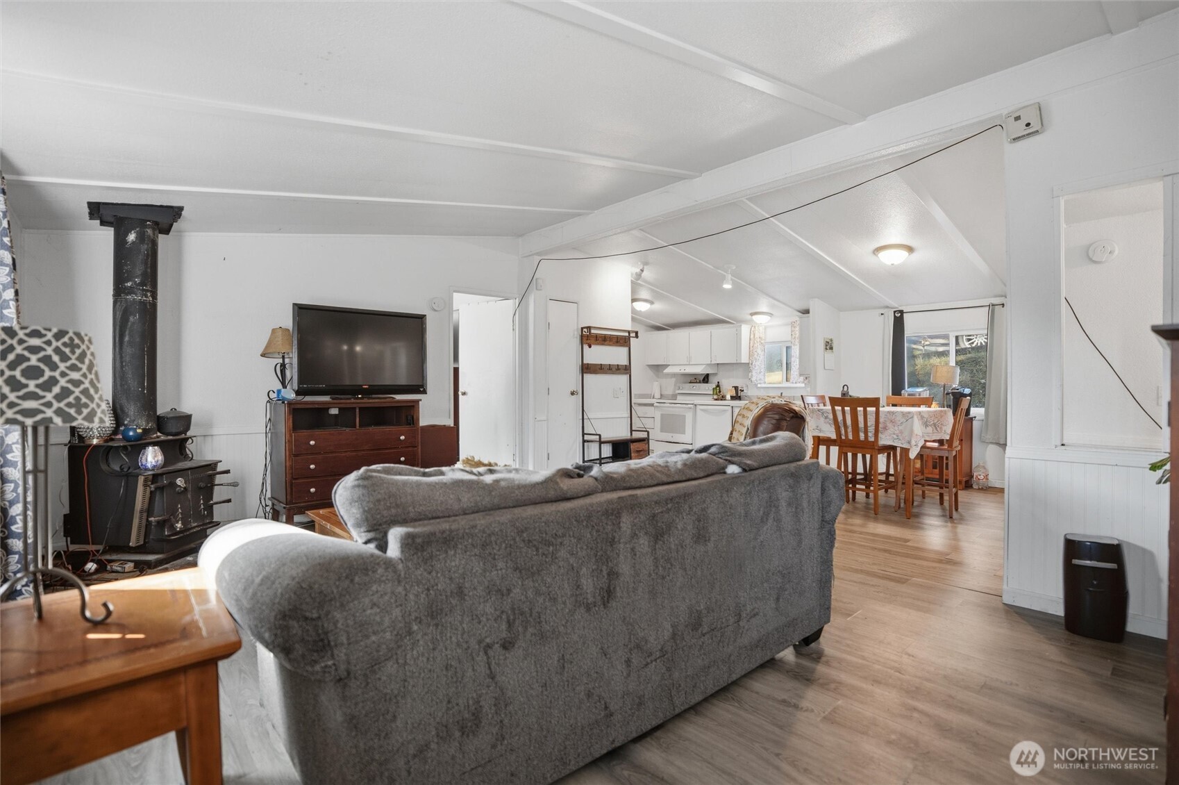 441 NE Schooner Loop