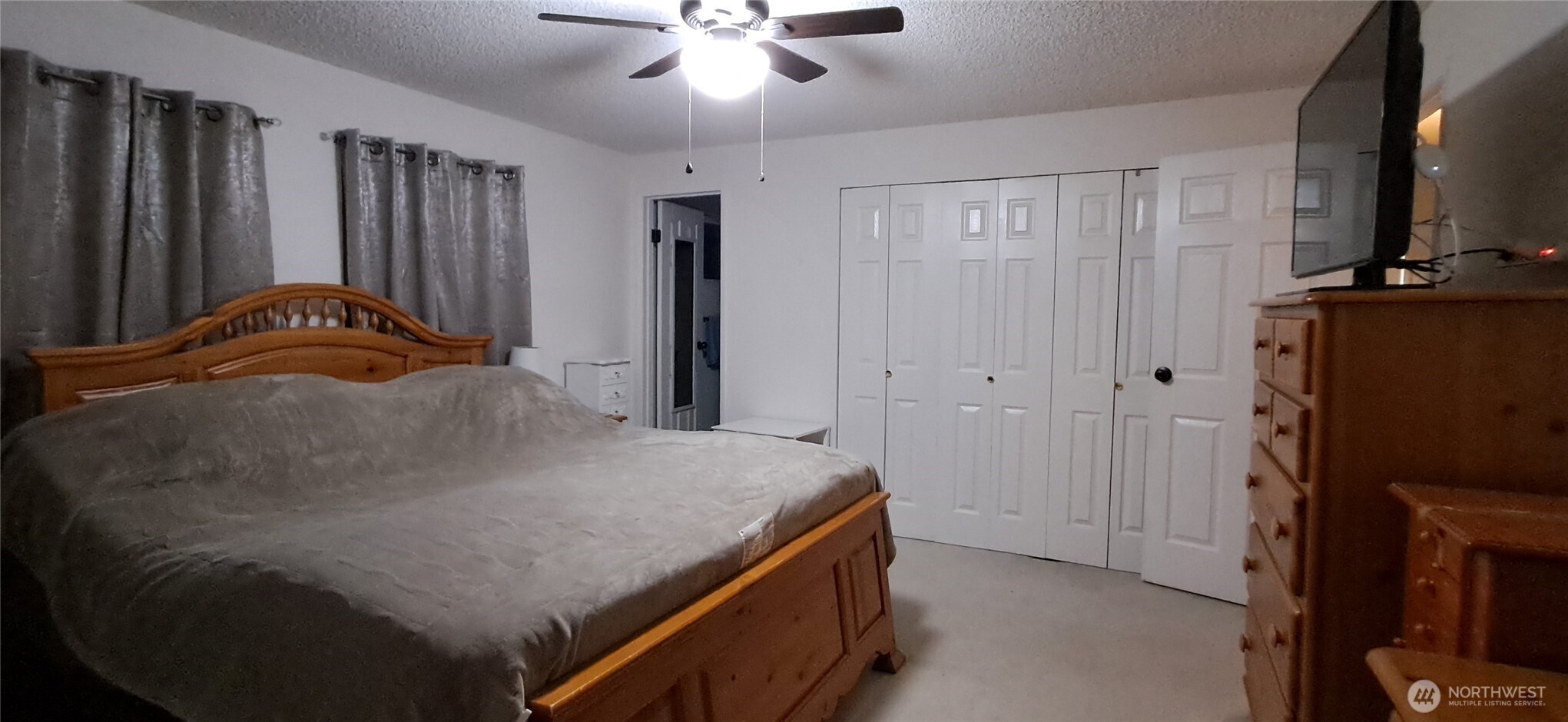 7655 Forest Ridge Drive NE