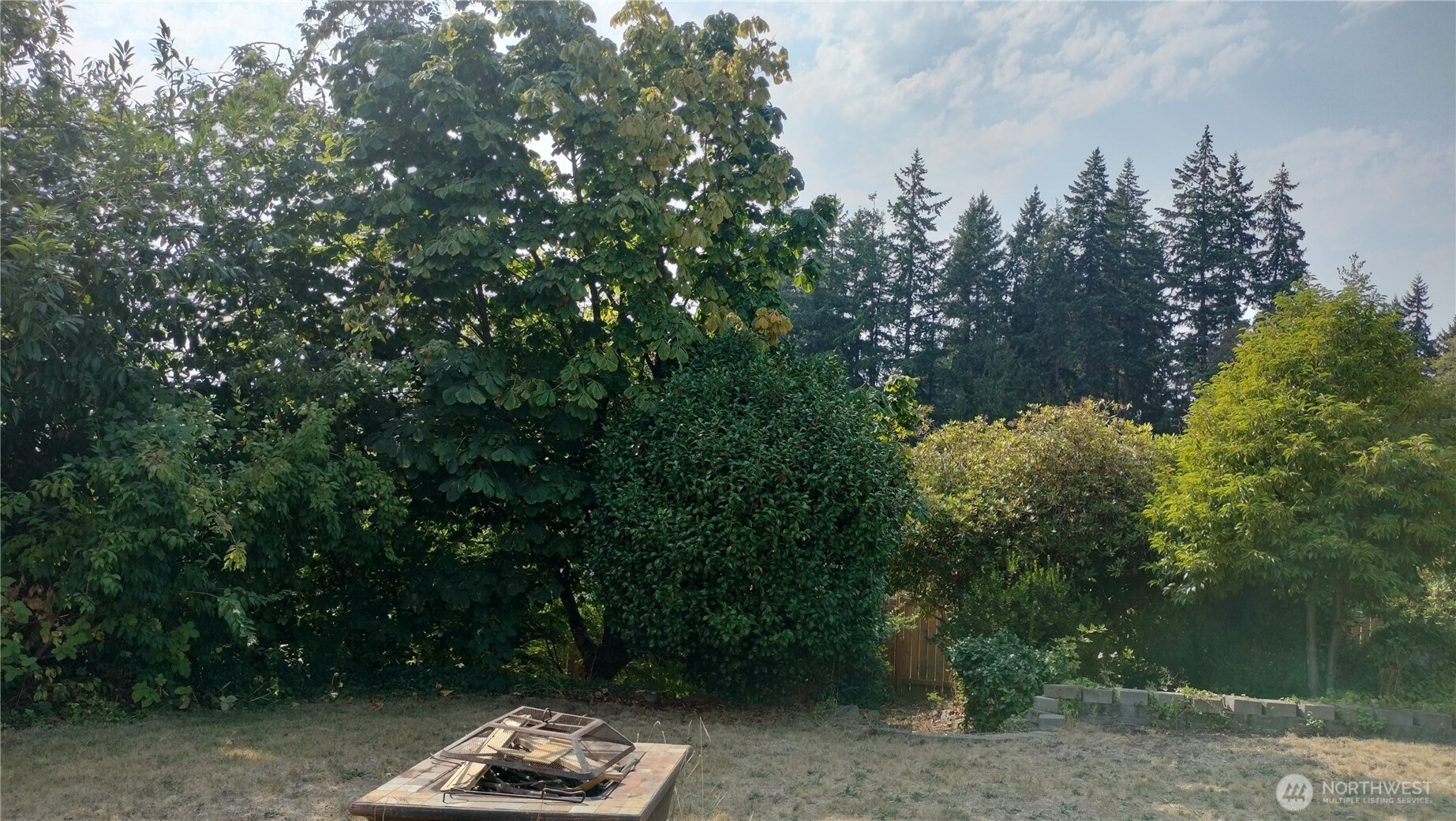 7655 Forest Ridge Drive NE