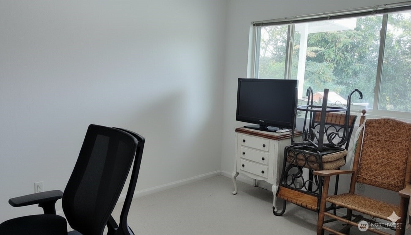 7655 Forest Ridge Drive NE