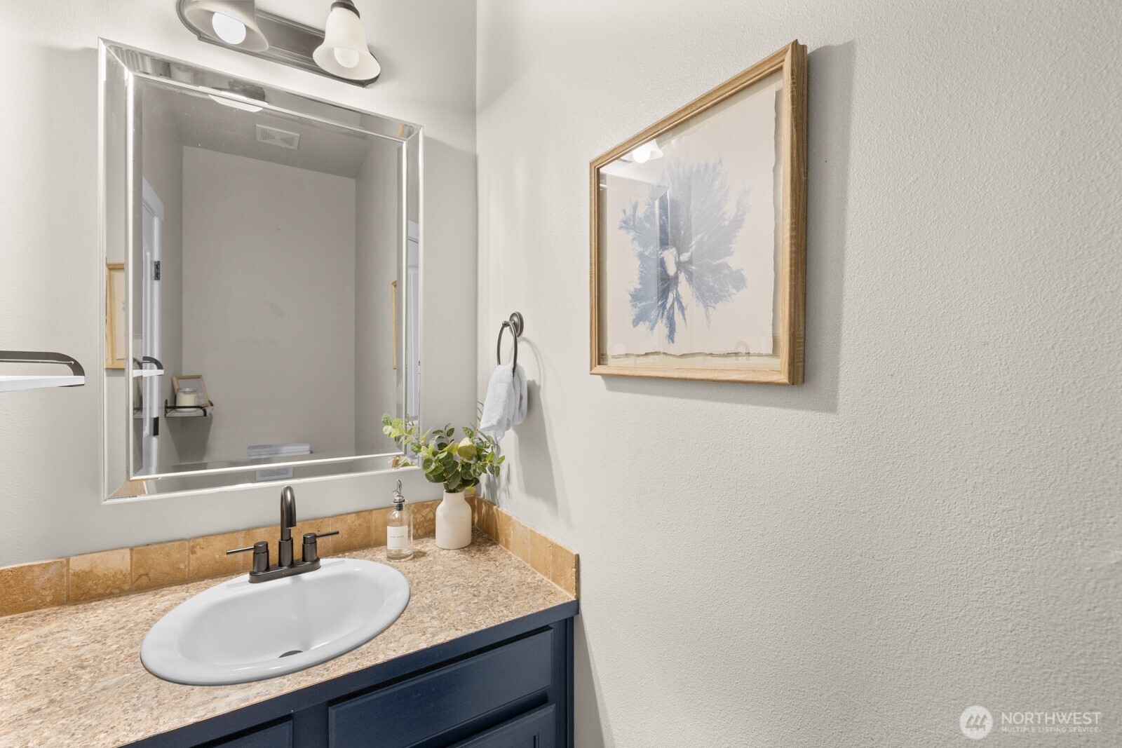 3815 Southlake Drive SE