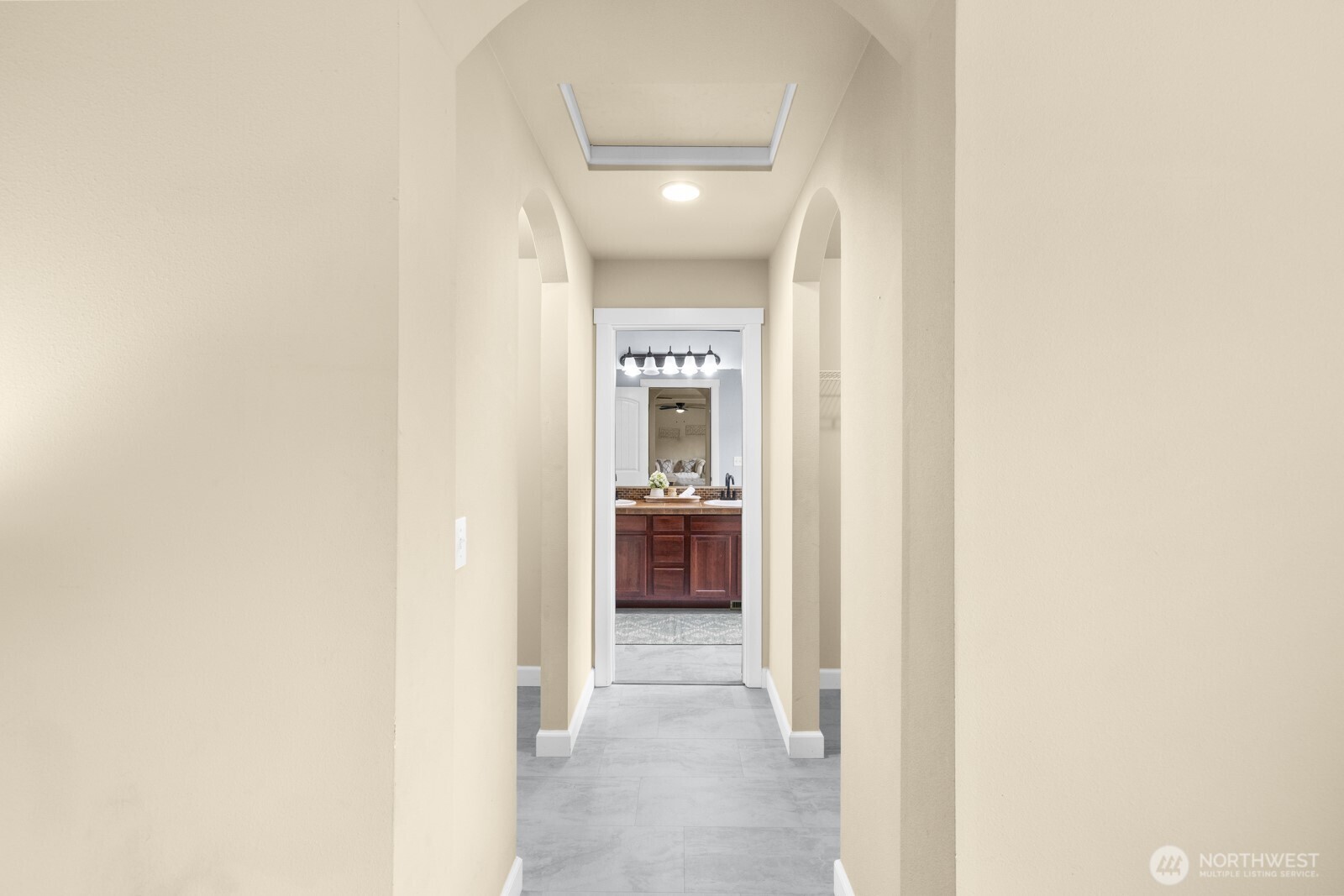 3815 Southlake Drive SE