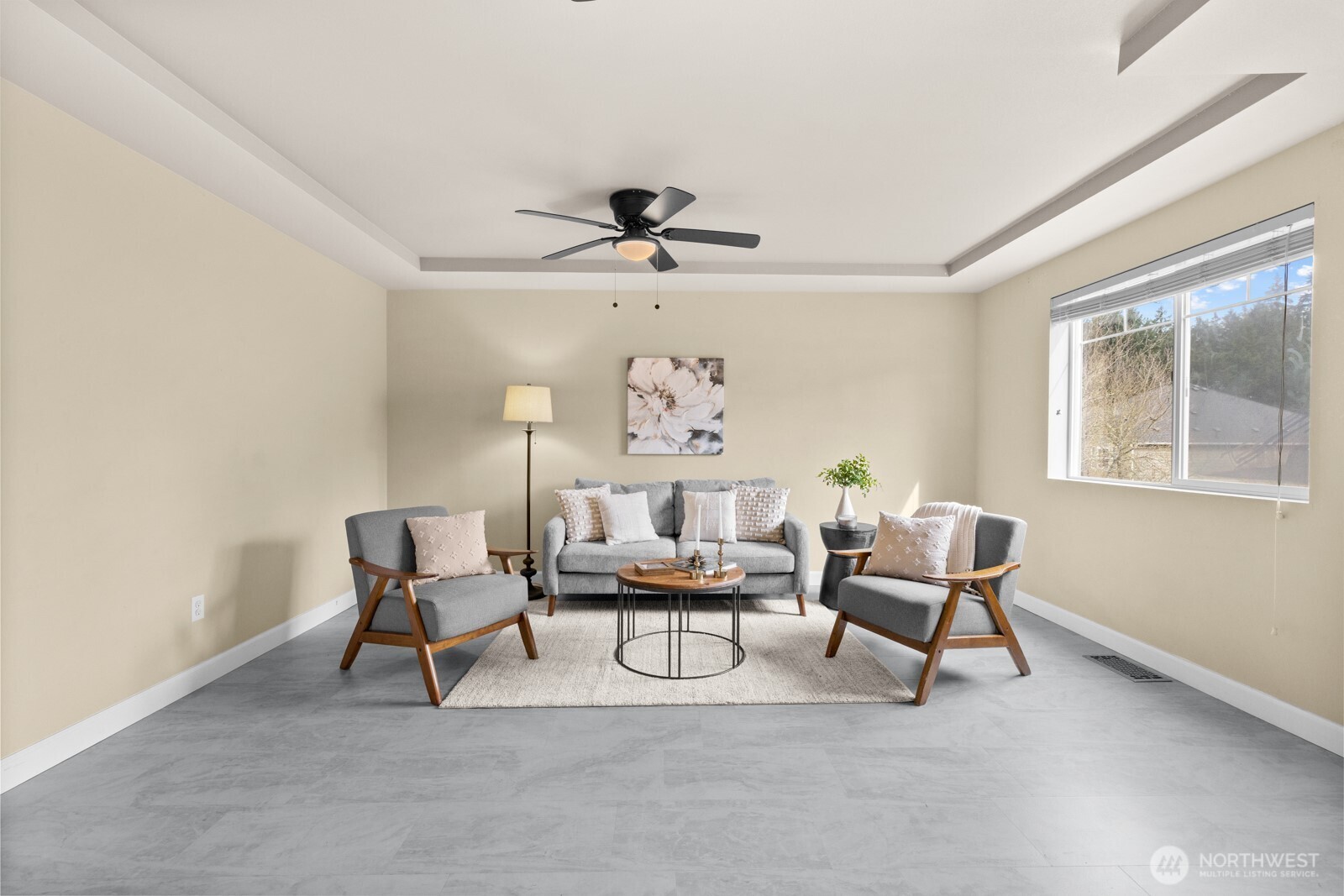 3815 Southlake Drive SE