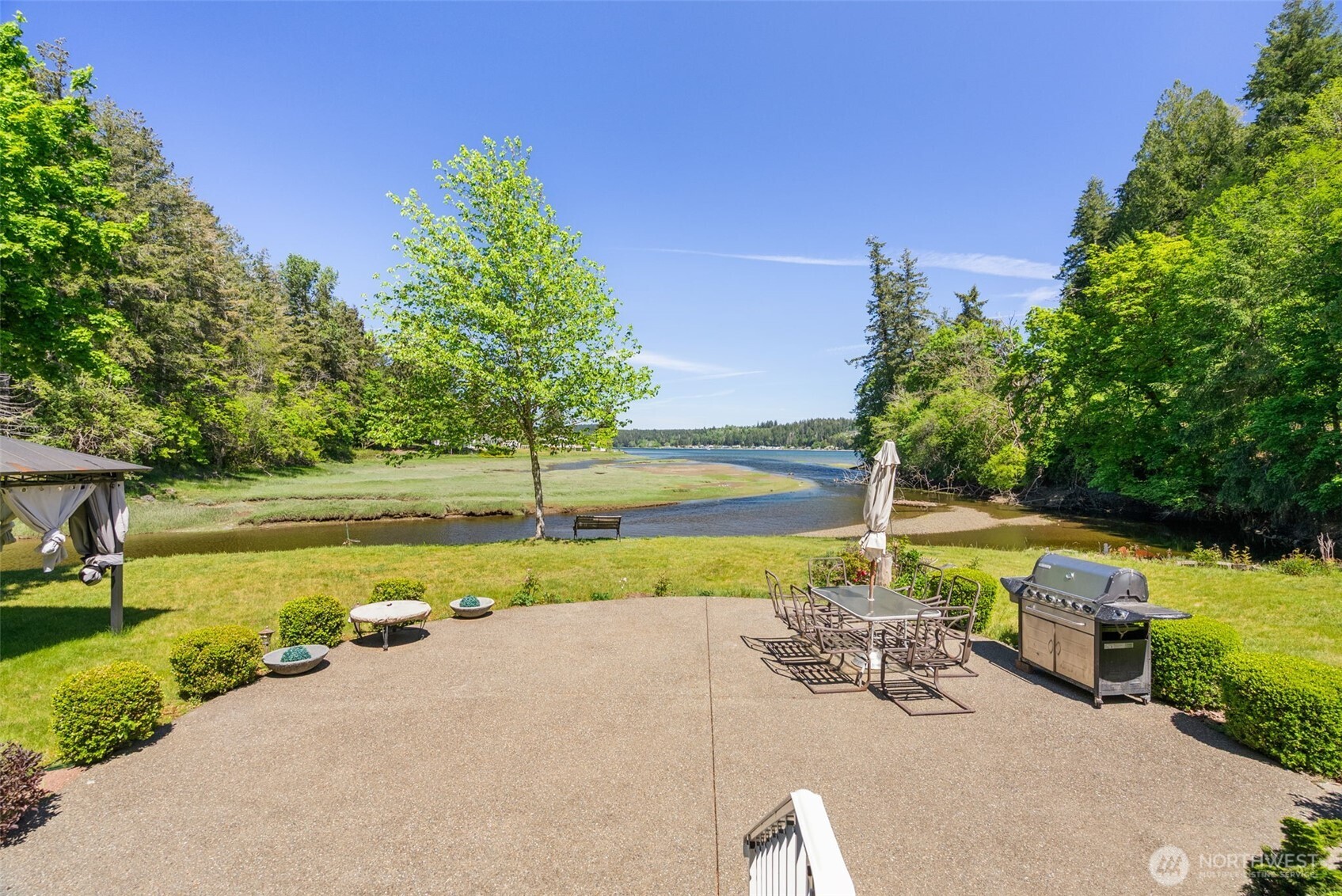8320 E Grapeview Loop Road