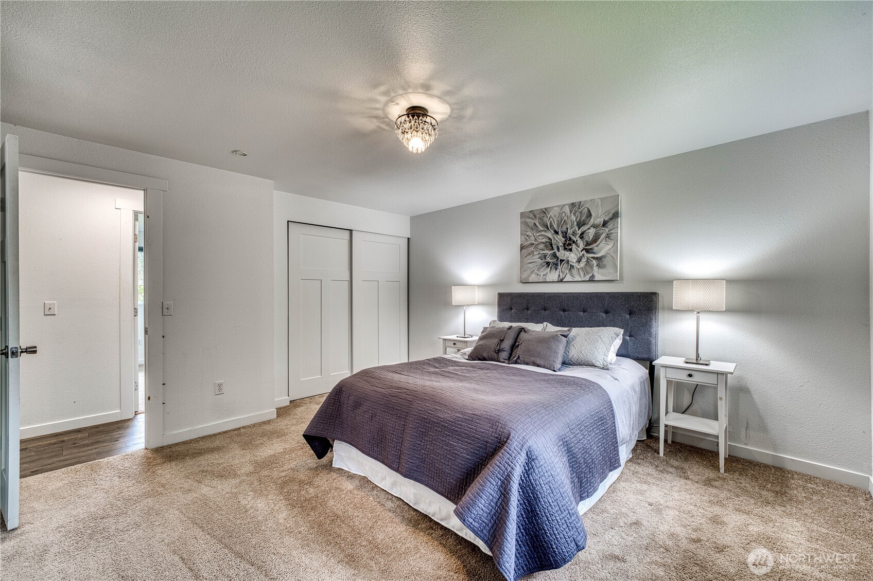 7048 NE Treemont Court