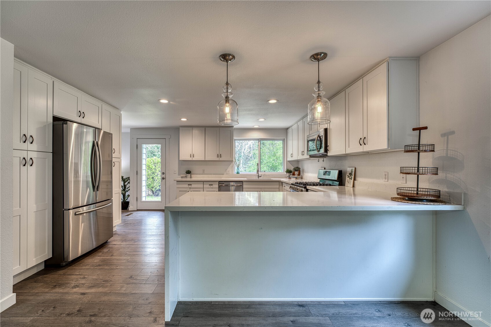 7048 NE Treemont Court