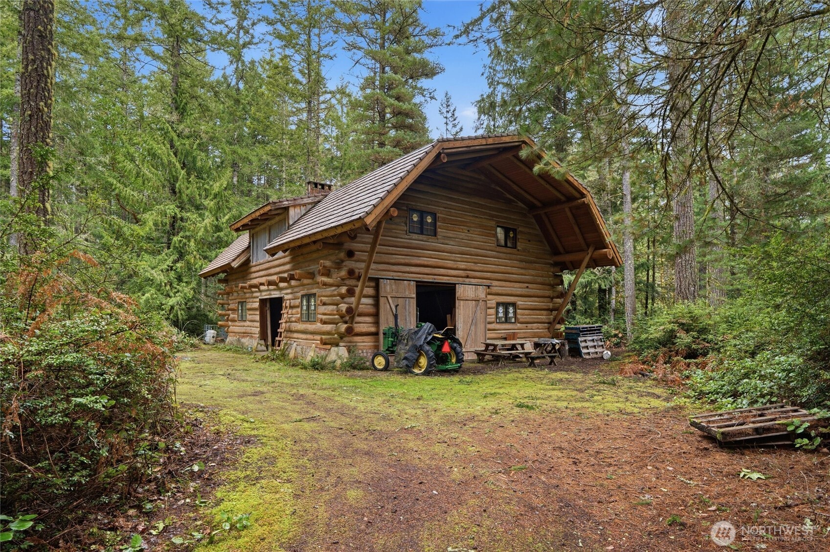 5008 Bridletree Drive NW