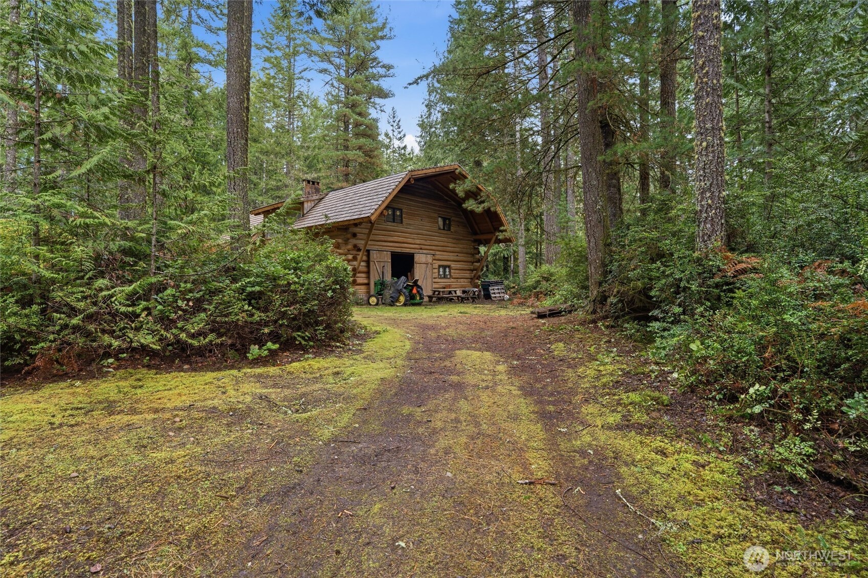 5008 Bridletree Drive NW