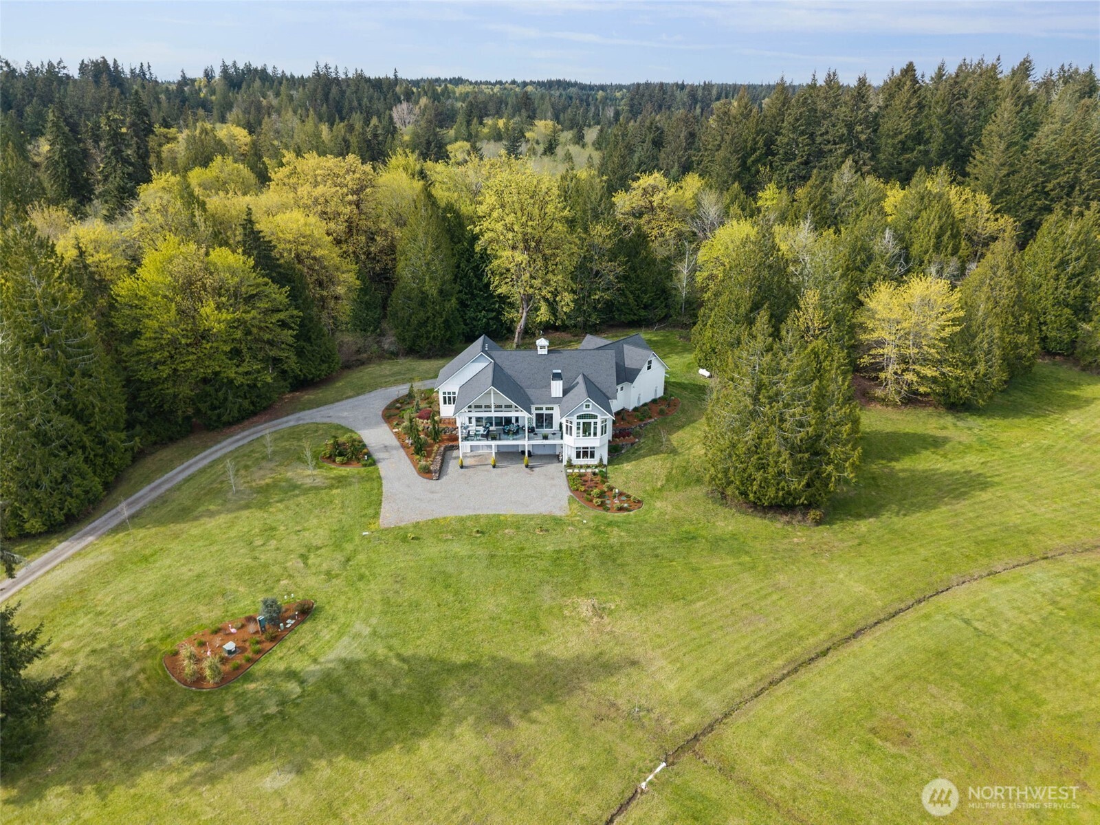 311 Cornwall Road NW