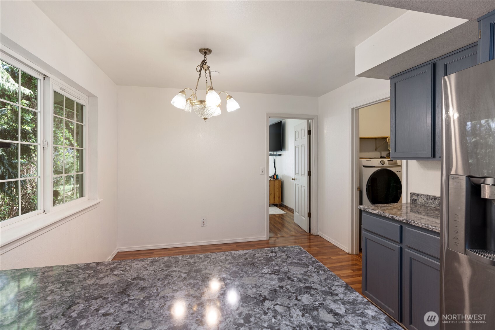 2275 Northlake Way NW