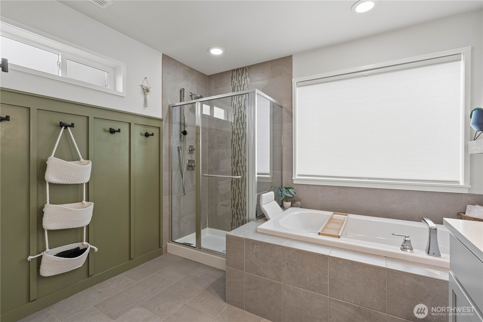 11361 Maple Tree Place SW