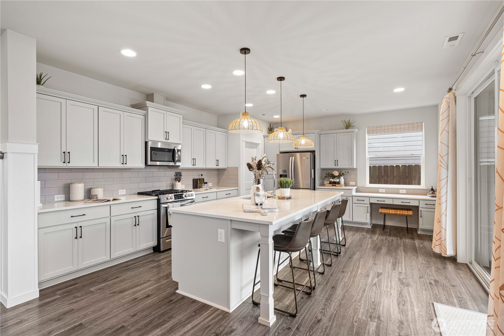 11361 Maple Tree Place SW