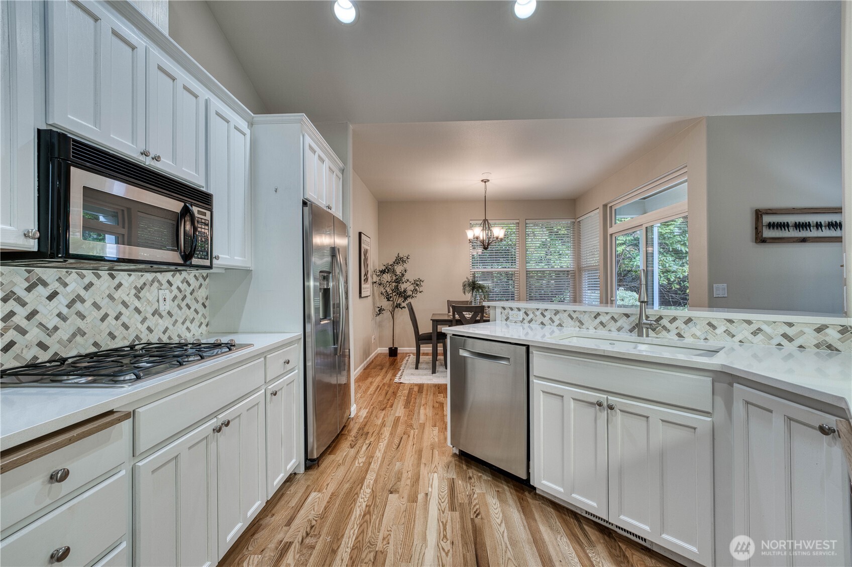 7061 SW Dunraven Lane