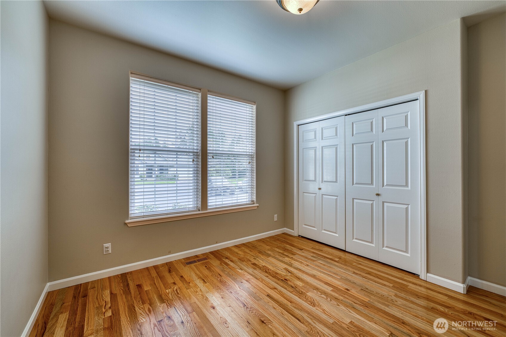 7061 SW Dunraven Lane