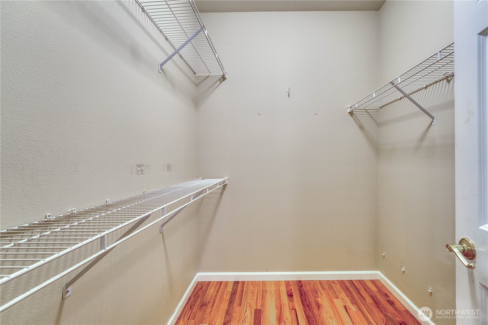 7061 SW Dunraven Lane