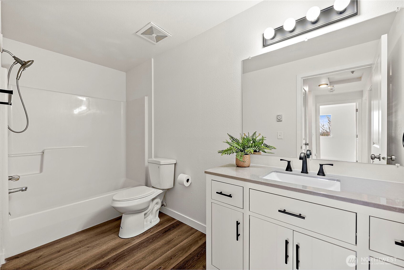 3939 10th Street SE Unit: G4