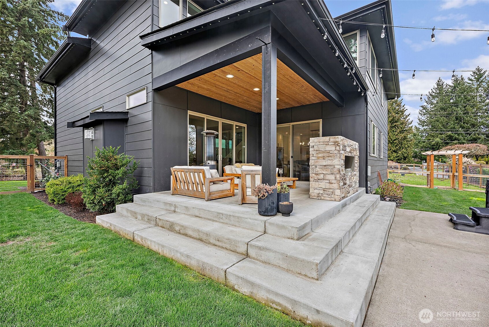 14423 134th Avenue E